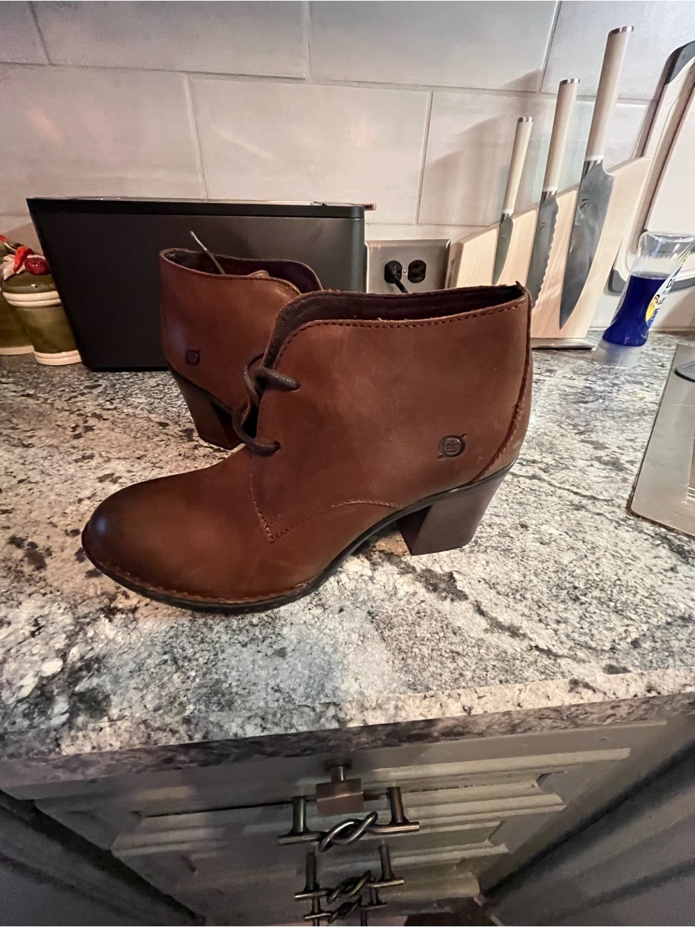 Born Fina Women's Brown Leather Ankle Boots Size 9 NWOB